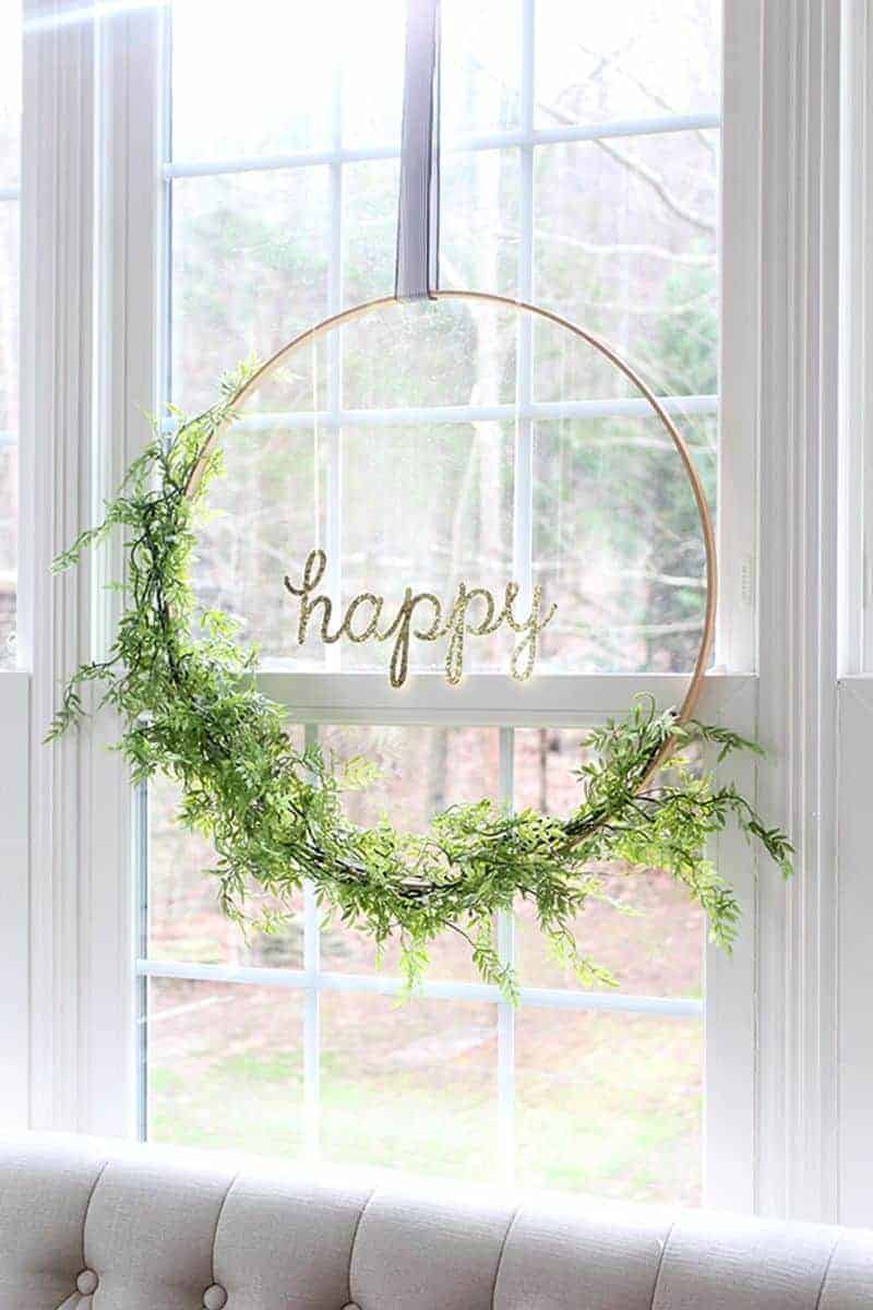 Pretty spring minimalist hoop wreath