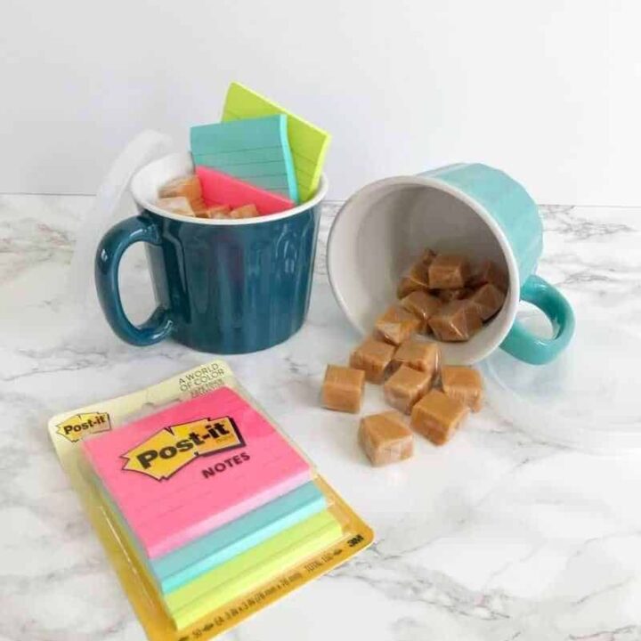 cheap DIY teacher gift of cup and candy