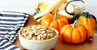Easy Roasted Pumpkin Seeds