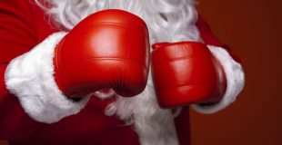33 Powerful Tips to Have an Epic Christmas on a Budget