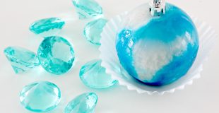 Edible Ornaments: Marbled Christmas Ornament Jelly