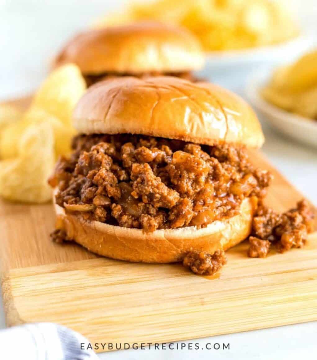 Using ground beef to make sloppy joes for cheap
